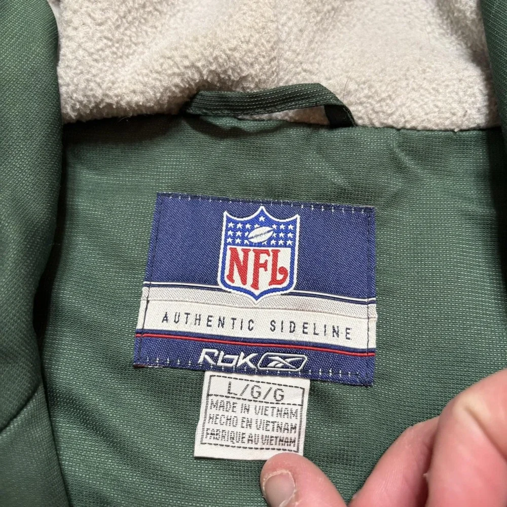 Green Bay Packers Jacket Mens‎ Large Green NFL Football Reebok Hooded Fleece